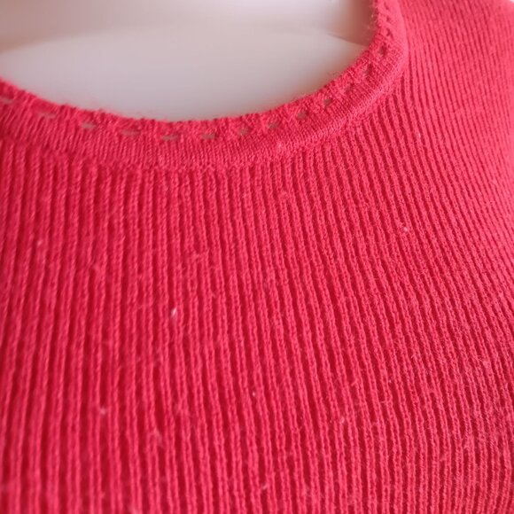 Women's Medium Knit Top Vintage 70s Red Short Sleeve With Ruffle Cuffs Crewneck - Picture 6 of 7